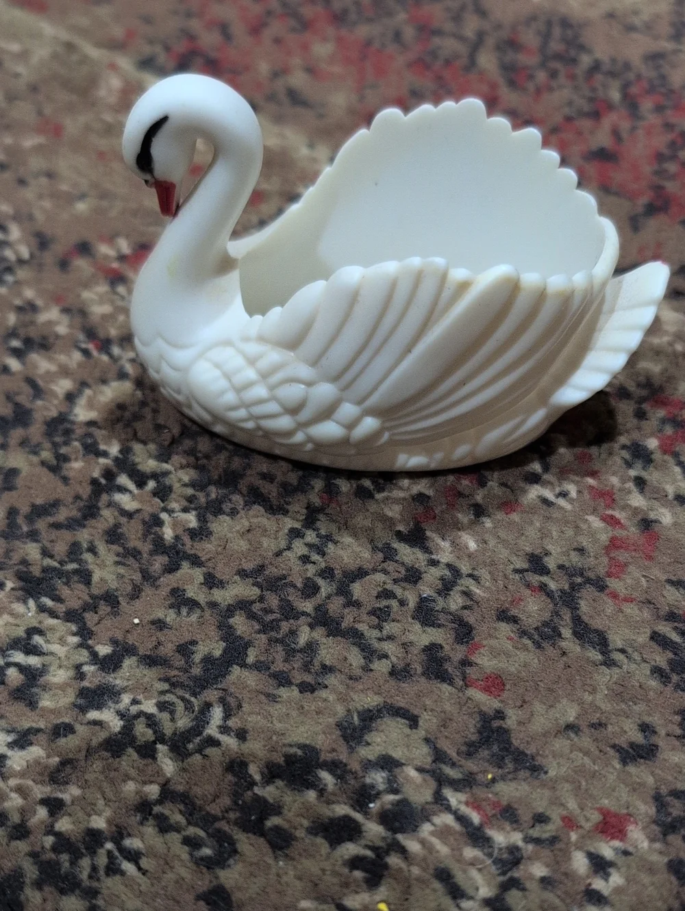 White Plastic Swan Accent Dish - Decorative Home Vase Small